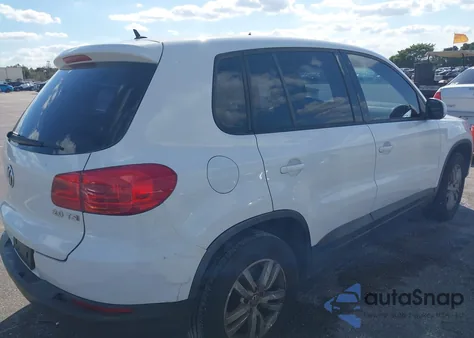 2013 Volkswagen Tiguan S z USA, uszkodzony, nr VIN WVGAV3AX3DW611724